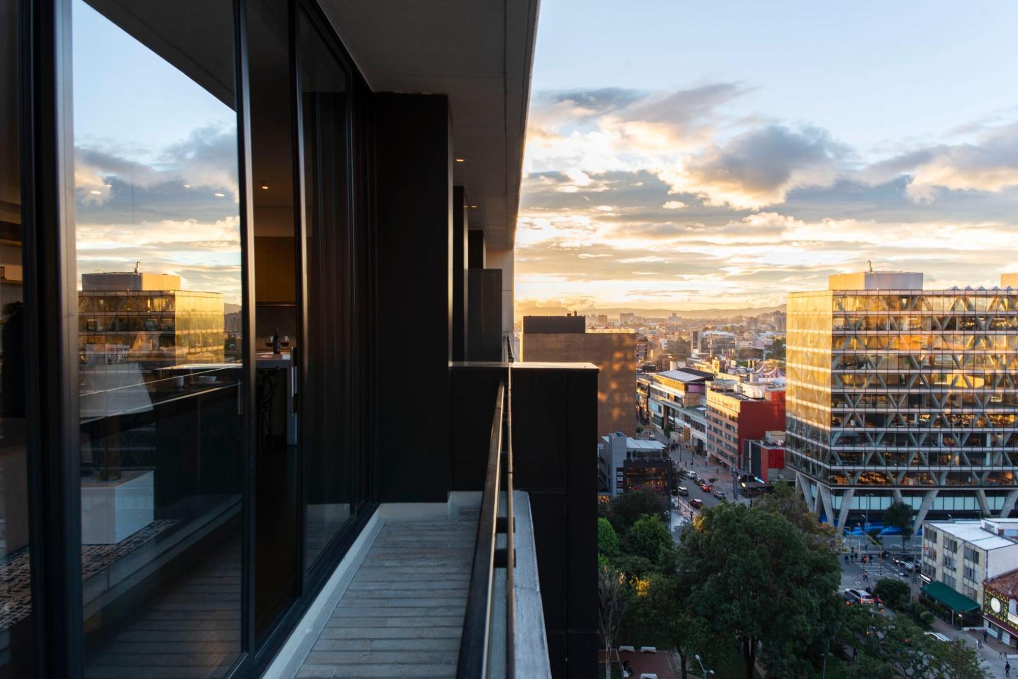 8010 Urban Living- Luxury Home Experience Bogotá Exteriér fotografie